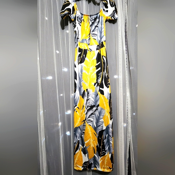 Black + Yellow Split Flowy Dress - Picture 2 of 2